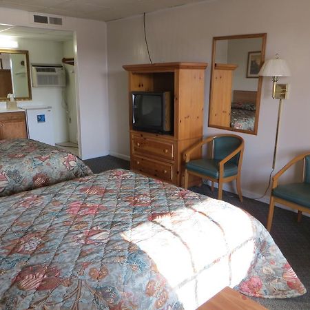 Pine Crest Motor Lodge Holly Springs 外观 照片